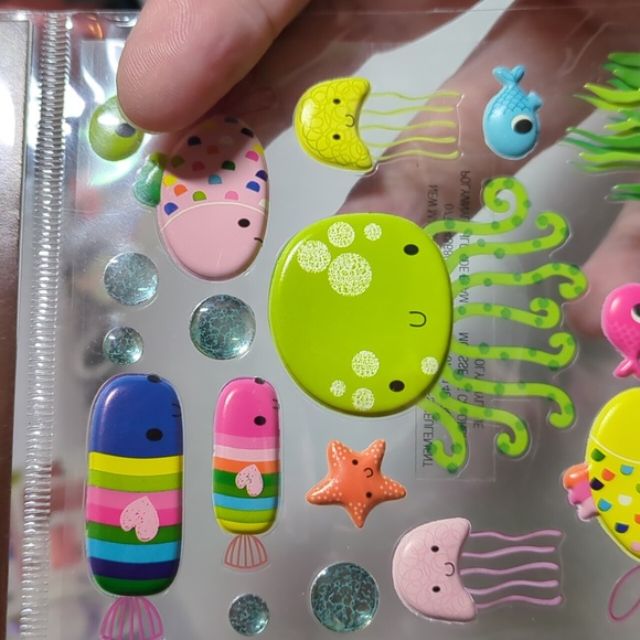 Recollections Vibrant Sea Life Stickers - Picture 3 of 7